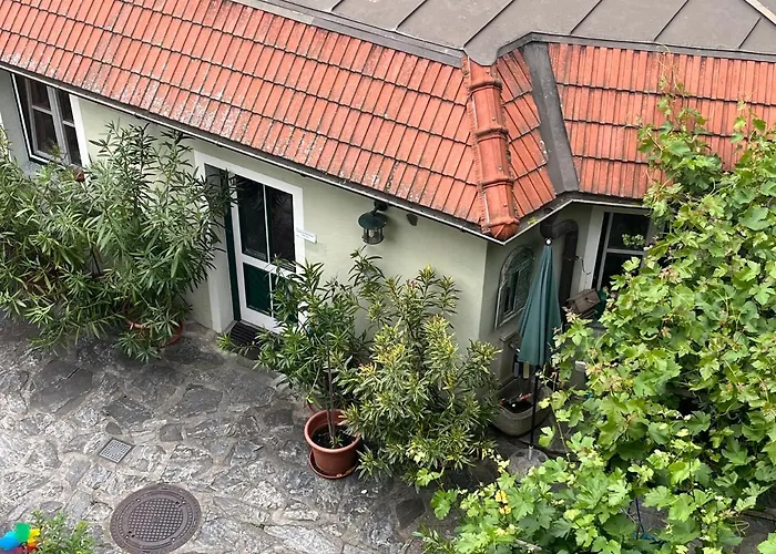Winzerhof - Gaestehaus Stoeger