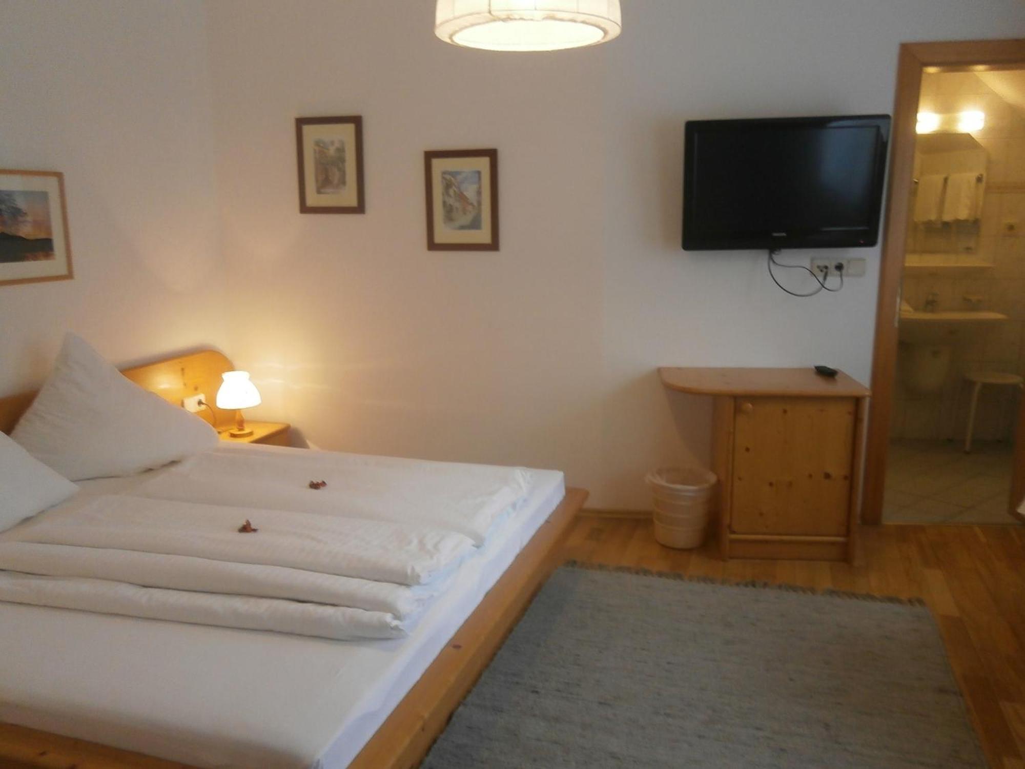 Penzion Winzerhof - Gaestehaus Stoeger
