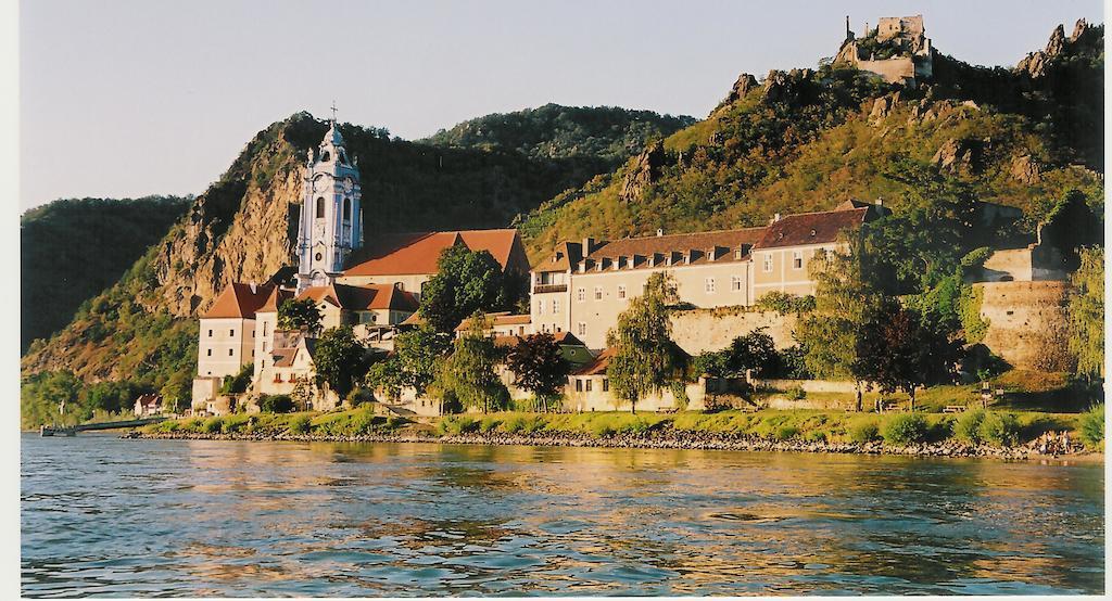Penzion Winzerhof - Gaestehaus Stoeger *