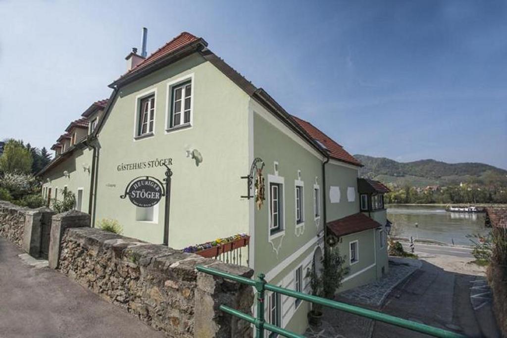 Gasthuis Winzerhof - Gaestehaus Stoeger